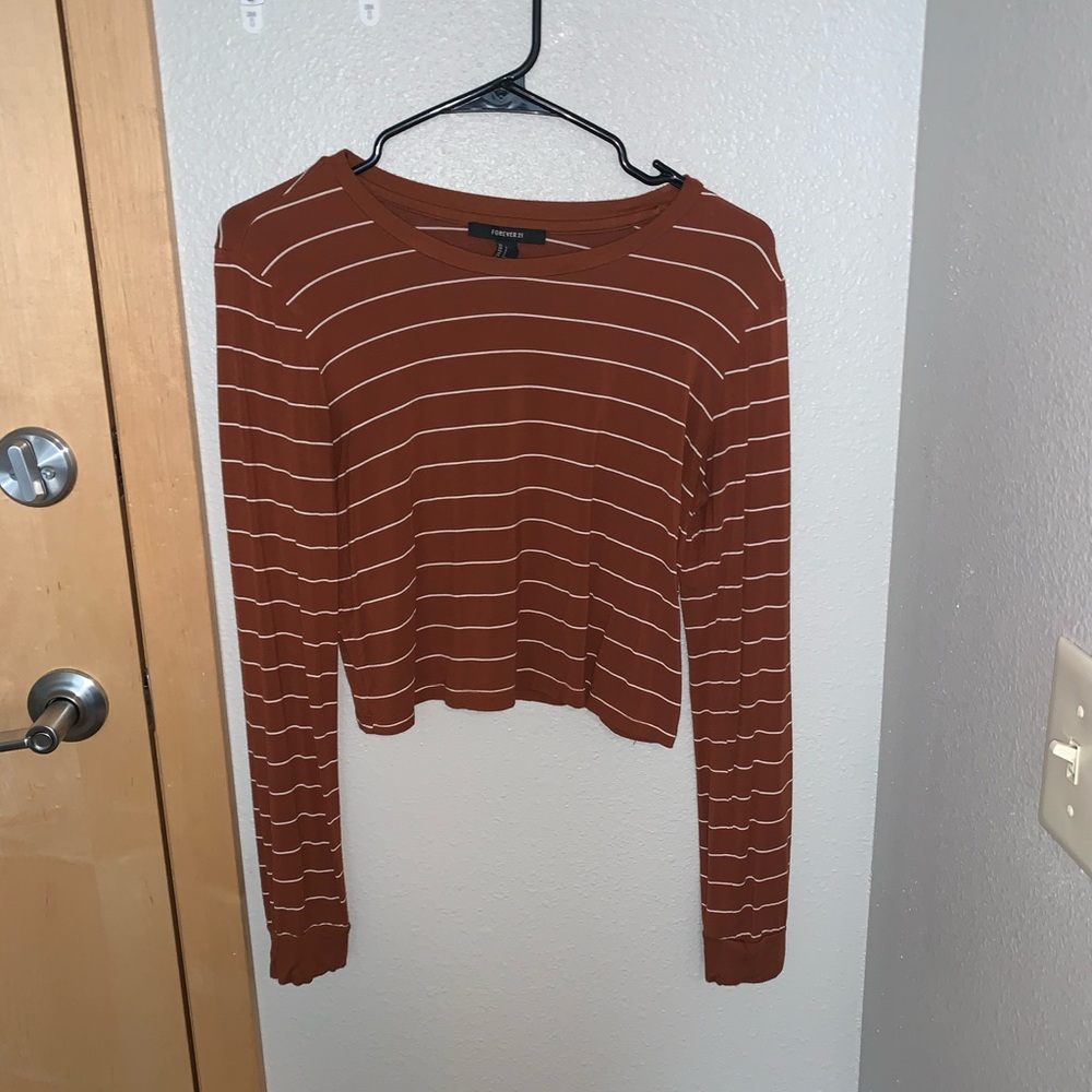 Forever 21 Cropped long sleeve shirt